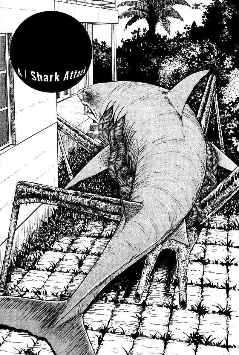 Gyo Chapter 4 : Shark Attack - Picture 1